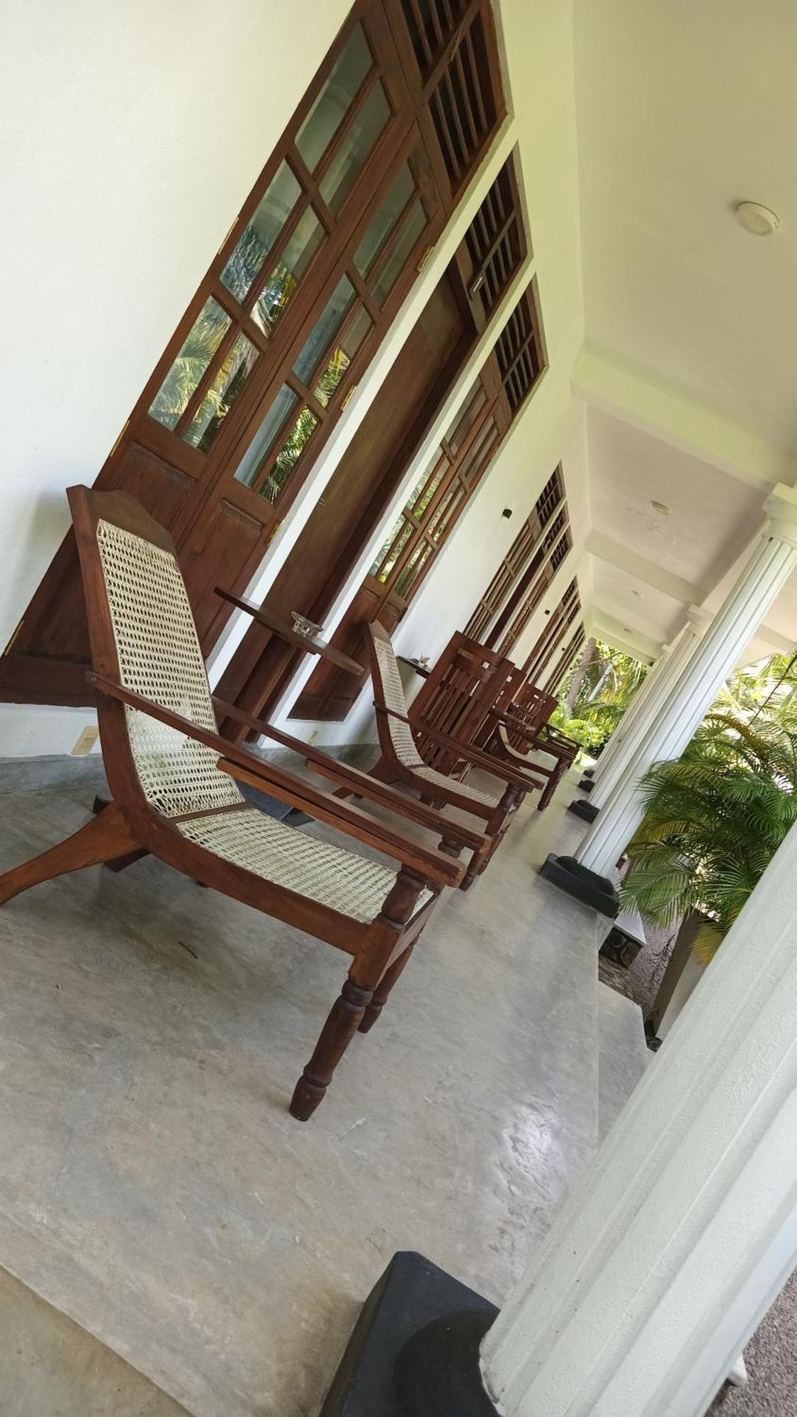 New Holiday Reach Unawatuna Exterior photo