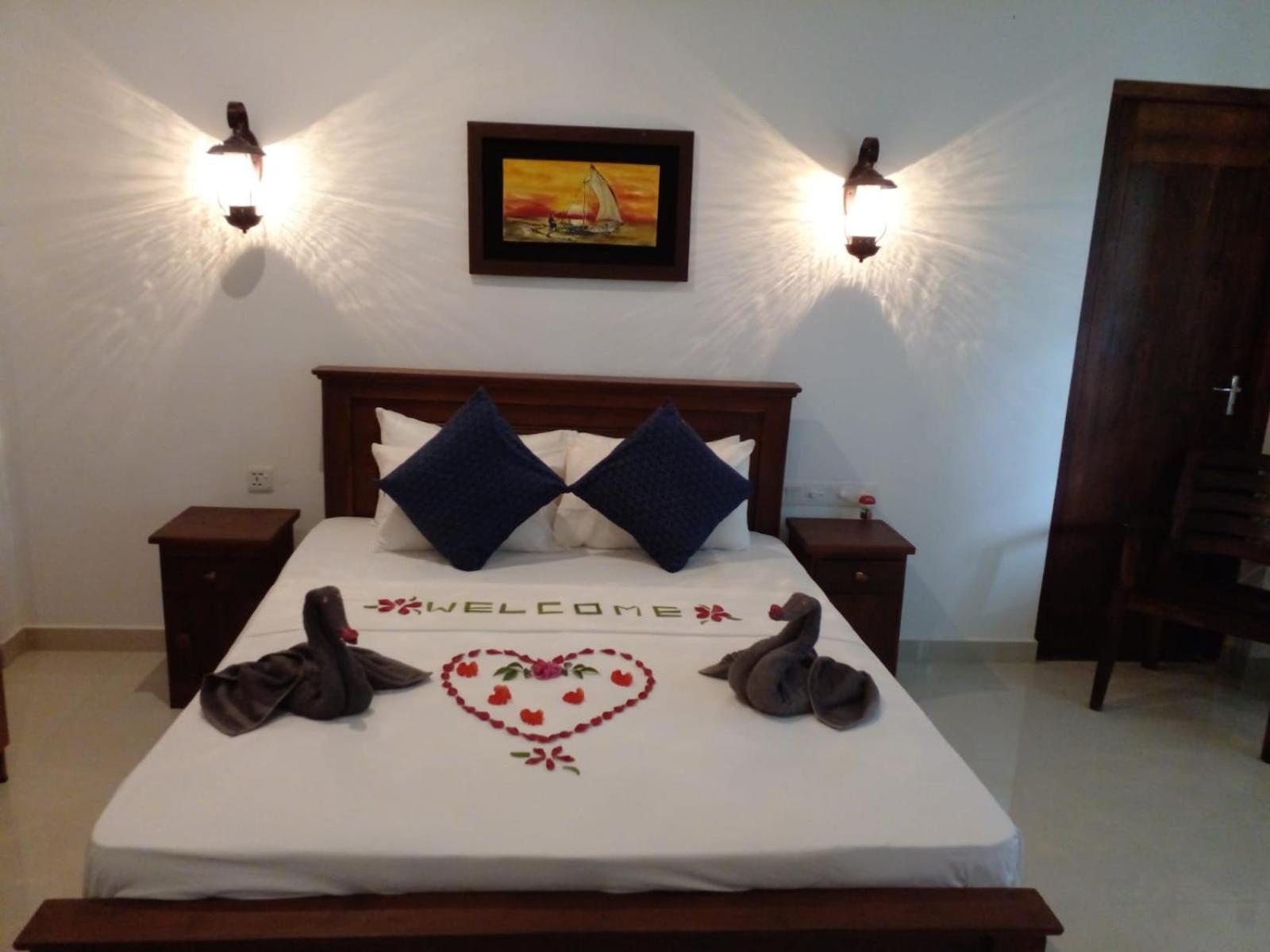 New Holiday Reach Unawatuna Room photo